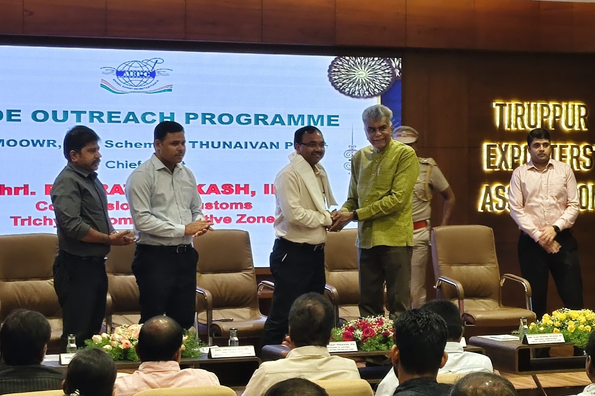 filter: 0; fileterIntensity: 0.000000; filterMask: 0; captureOrientation: 0;
hdrForward: 0; shaking: 0.847127; highlight: 0; algolist: 0;
multi-frame: 1;
brp_mask: 8;
brp_del_th: 0.0008,0.0000;
brp_del_sen: 0.1000,0.1000;
delta:1;
bokeh:1;
module: photo;hw-remosaic: false;touch: (-1.0, -1.0);sceneMode: 7864320;cct_value: 0;AI_Scene: (-1, -1);aec_lux: 247.0;aec_lux_index: 0;albedo:  ;confidence:  ;motionLevel: 0;weatherinfo: null;temperature: 33;zeissColor: bright;